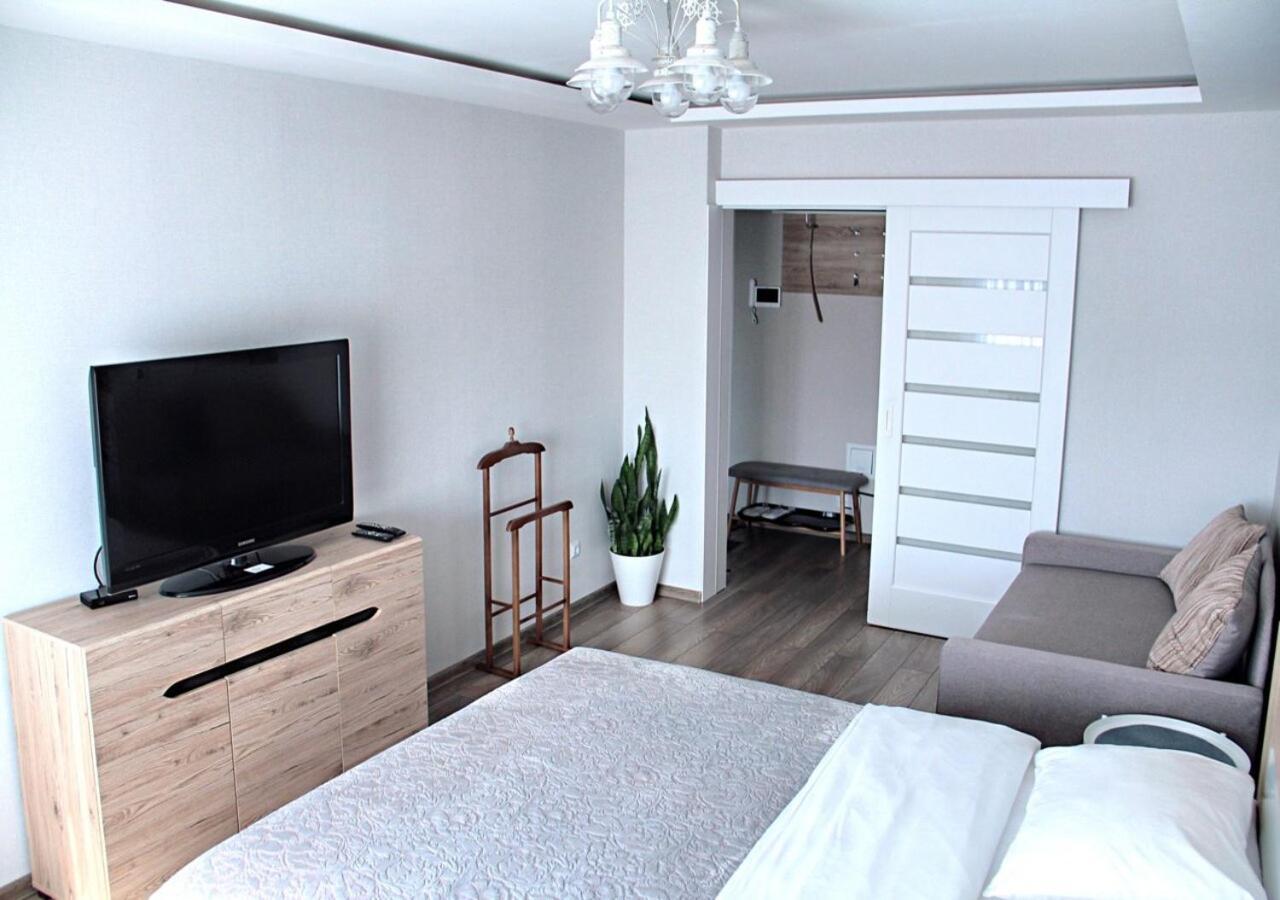 Apartment Next To Airport Boryspilʼ Exteriör bild