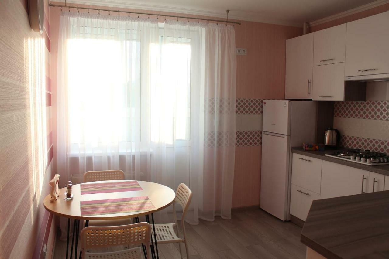 Apartment Next To Airport Boryspilʼ Exteriör bild
